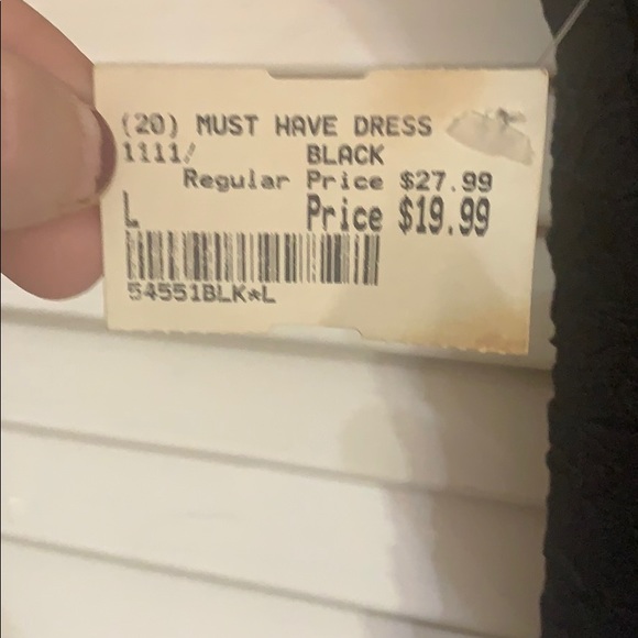 Must-Have Little Black Dress - Picture 4 of 4